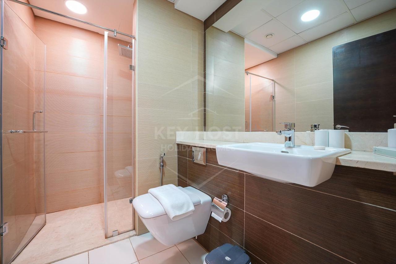 Keyhost - Spacious Studio At Sparkle Tower Dubai Marina - K1280 Luaran gambar